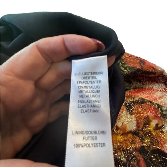 Adrianna Papell Floral Surplice Dress - Size 22 - Picture 11 of 15